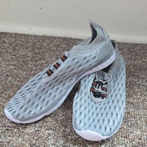Doussprt Water Shoes